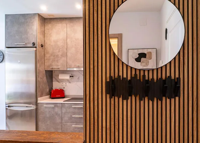 Апартаменты Stylish Coastal Living Near Marina *